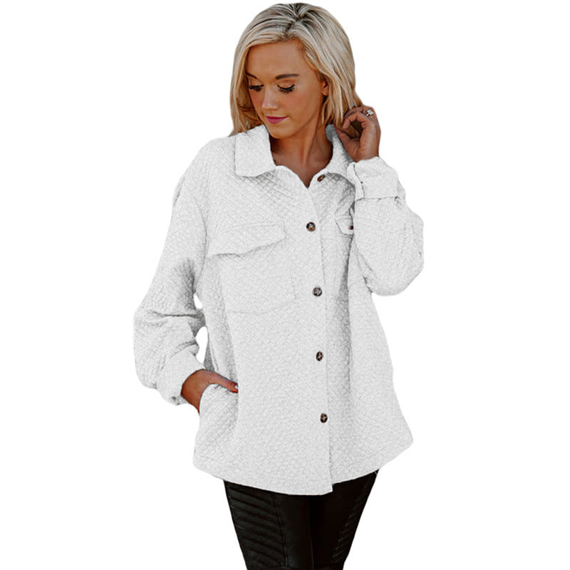 Cappotto lungo a quadri donna Valstrend, stile retrò slim fit, maniche lunghe, tessuto morbido e caldo.