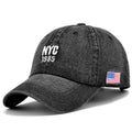 Cappello da baseball da uomo Valstrend in denim con visiera, stile casual e moderno, visibile in primo piano nell'immagine.