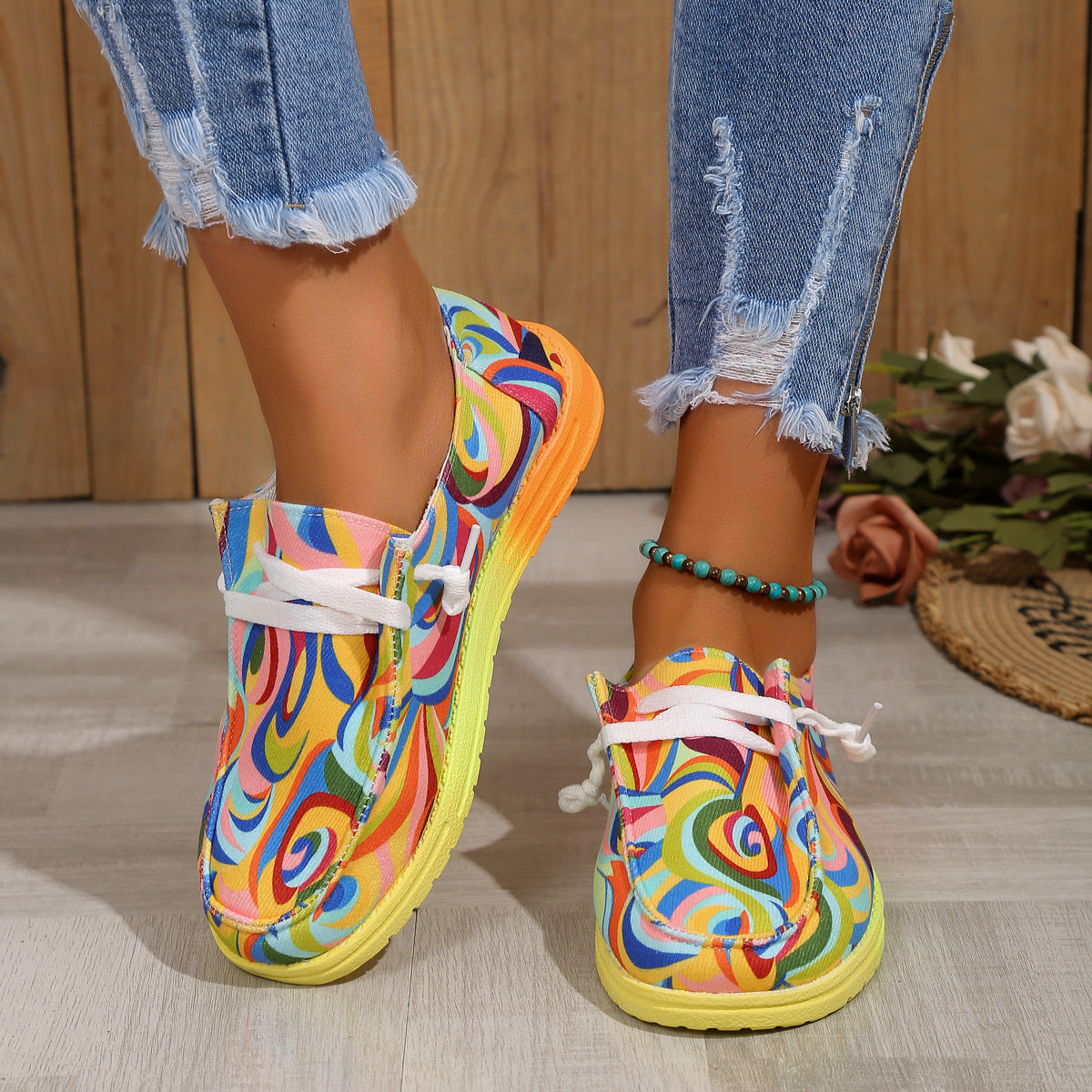 Scarpe femminili Valstrend flat in tela, eleganti e comode, con suola piatta e design classico per look casual e alla moda