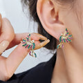 Orecchini a farfalla colorati e portafortuna per donna, stile alla moda, dettagli vivaci e colorati, marchio Valstrend.