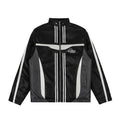 Giacca in pelle da motociclista maschile Valstrend, abbigliamento moto con dettagli in pelle nera e stile resistente.
