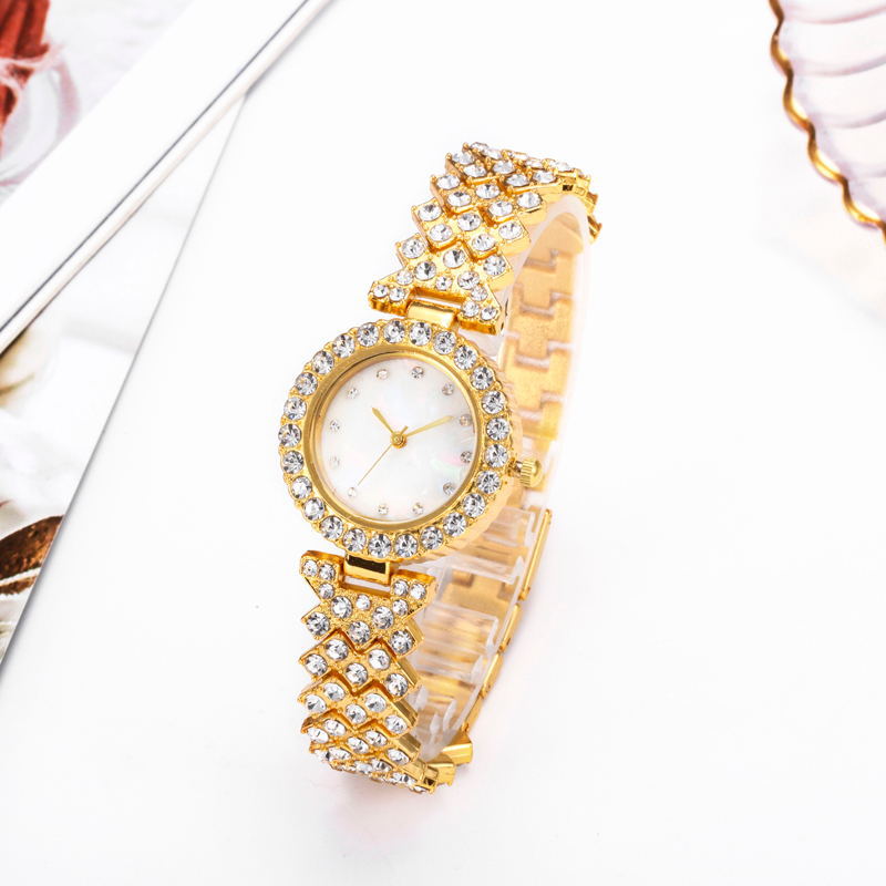 Orologio da donna fashion semplice Valstrend con quadrante in pietra, cinturino in lega e dettagli di diamanti.