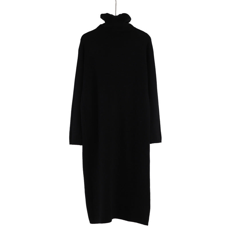 Vestito lungo in maglia da donna Valstrend, maglione autunno-inverno con colletto alto e stile elegante.