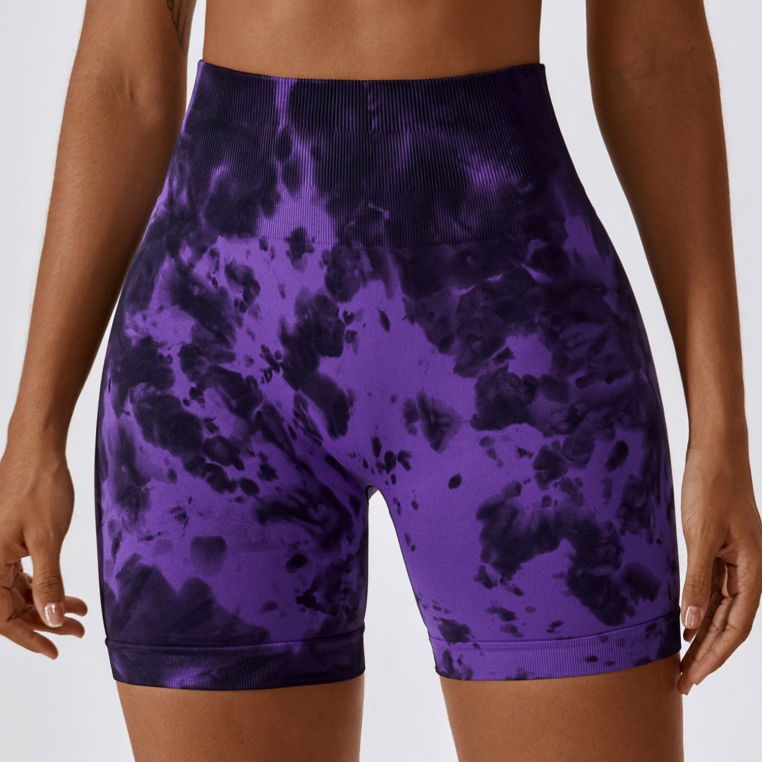 Pantaloncini fitness da yoga senza cuciture Valstrend, pantaloni sportivi di alta qualità per sollevamento fianchi e allenamento.