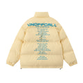 Cappotto in cotone imbottito Valstrend con lettere inglesi, colletto a piedi di gallo, zip due vie, vestibilità larga e stile casual.