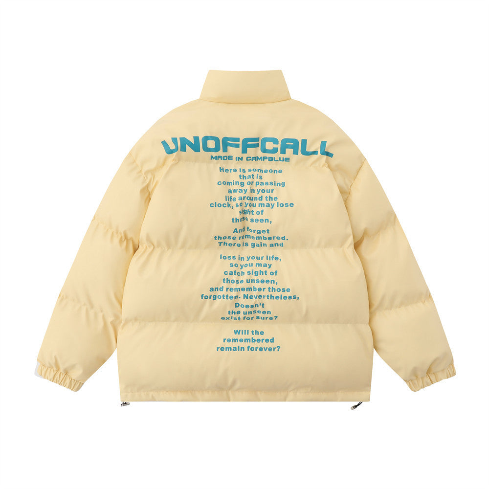 Cappotto in cotone imbottito Valstrend con lettere inglesi, colletto a piedi di gallo, zip due vie, vestibilità larga e stile casual.