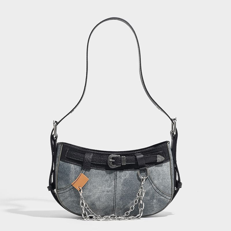 Borsa a spalla in jeans con scritta "Sweet Cool Hot Girl" di Valstrend Shop, stile casual e trendy, con manico in tessuto.
