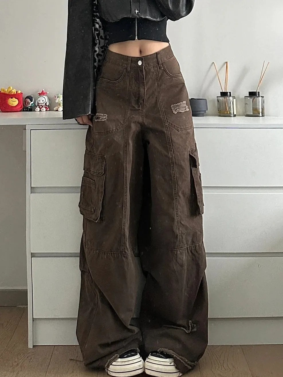 Jeans da lavoro taglia comoda Valstrend shop, modello American strappati con più tasche, stile robusto e pratico.