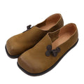 Scarpe femminili rétro artistiche Valstrend, ballerine flat con design colorato e dettagli artistici, vista frontale su sfondo neutro.