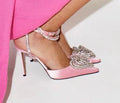 Sandali donna Valstrend con cuore, decorati con strass, modello versatile e alla moda per un look elegante e femminile.