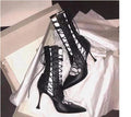 Stivali a tacco alto con punta a punta, cinturino traforato e zip laterale, marca Valstrend Shop, stile elegante e alla moda