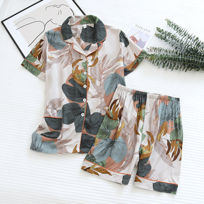 Pigiama estivo femminile Valstrend, set due pezzi con camicia a maniche corte e pantaloncini in popeline sottile, colore chiaro.