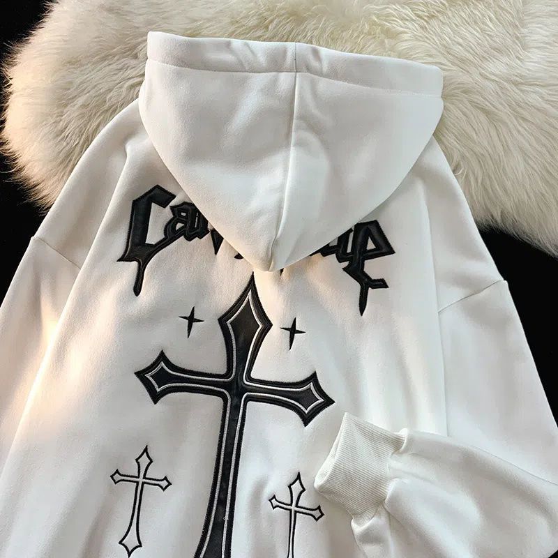 Felpa oversize unisex Valstrend con stampa a croce, morbida e comoda, visibile con cappuccio e dettagli di design.