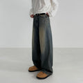 Jeans da uomo primavera Valstrend con look retrò, lavaggio sbiadito e vestibilità largha, stile casual e vintage.