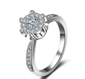 Anello da sposa delicato con cuore e zirconia, gioiello femminile di Valstrend, design elegante e raffinato per fidanzamento