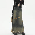 Gonna lunga a vita alta di jeans slanciati e sfilacciati di Valstrend, con stile casual e dettagli distressed.