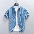Camicia casual da uomo Valstrend in denim a quadri con maniche corte, stile rilassato e tessuto morbido.