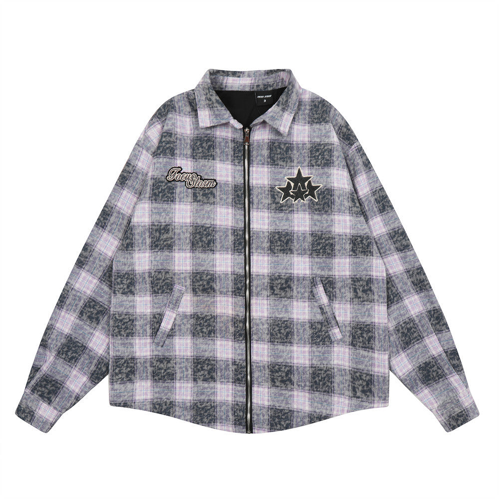 Giacca a quadri in denim lavato Valstrend per uomo, stile casual con vestibilità comoda e dettagli vintage.