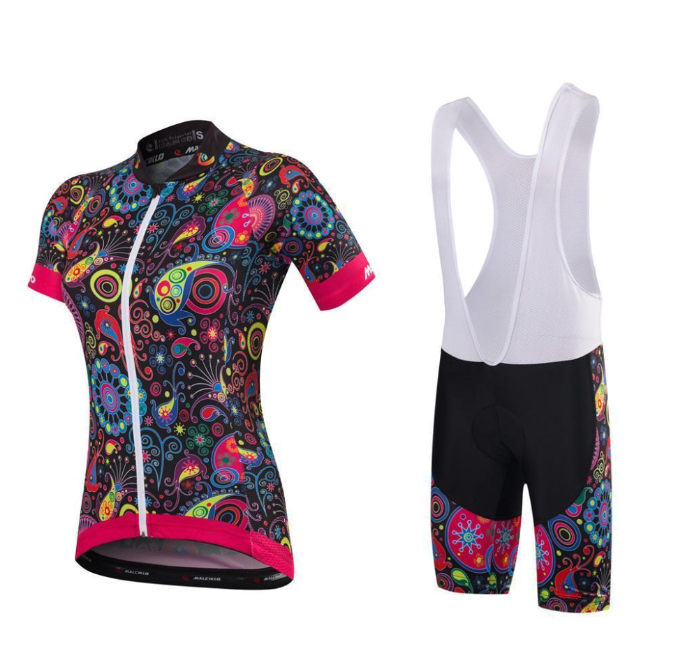 Completo da ciclismo Diversion di Valstrend shop, maglia e pantaloncini con dettagli tecnici e design aerodinamico.