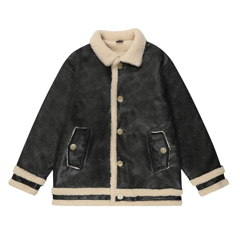 Cappotto oversize in lana di agnello Pu Fur integrata, stile casual e caldo, marca Valstrend Shop, vista frontale.