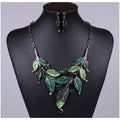 Set di bigiotteria Europa e USA con foglie colorate, collana corta per donna, accessori moda per sposa e occasioni speciali
