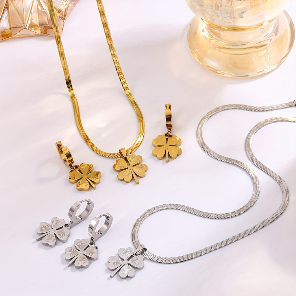 Set di gioielli in acciaio inossidabile placcato oro 18K con trifoglio, collana ed orecchini eleganti per donna, perfetti per ogni occasione