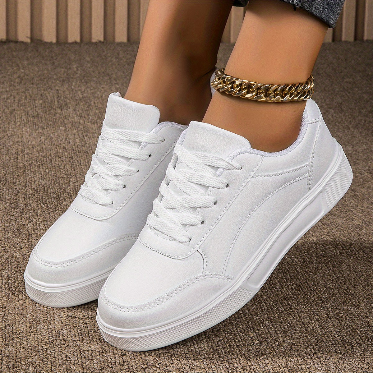 Scarpe sportive casual da donna Valstrend, scarpe da skateboard leggere e comode in colore solido, ideali per attività all'aperto.