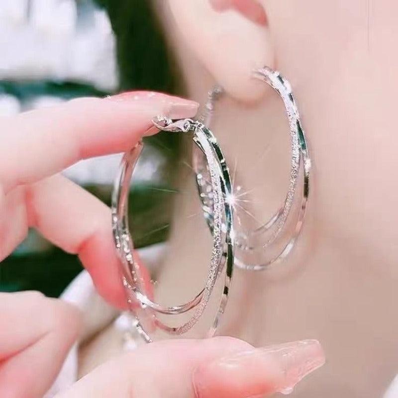Orecchini a cerchio triplo in lega con strass, stile vintage elegante, ideali per donne, adatti per occasioni quotidiane e party