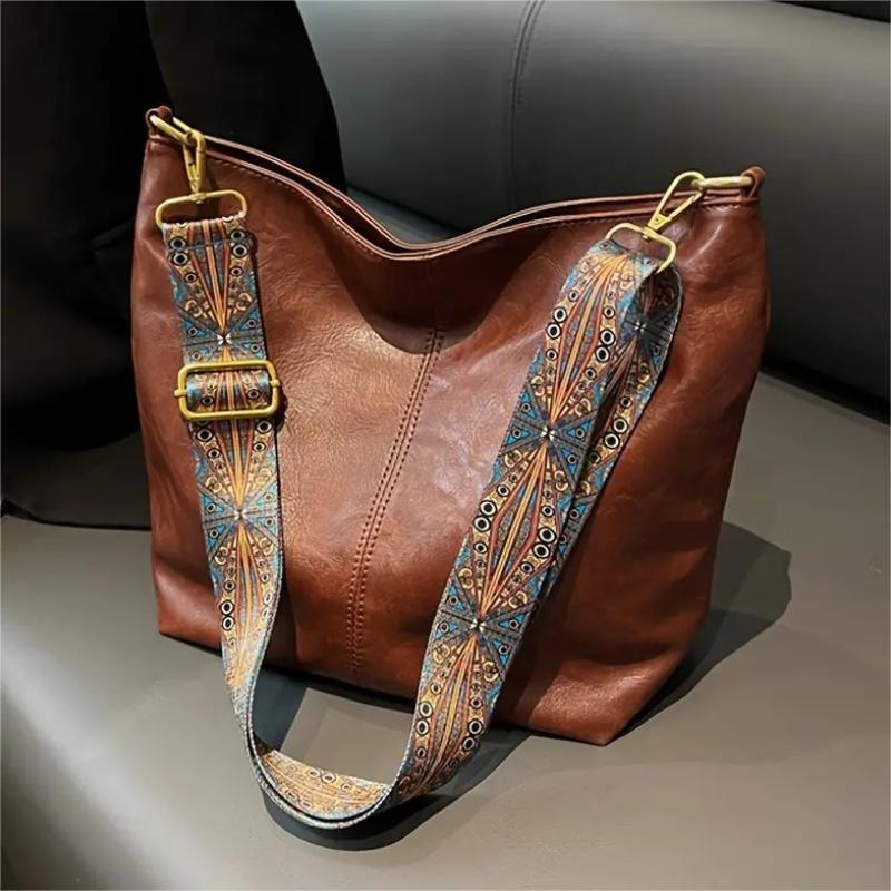 Borsa a tracolla grande in stile boho chic Valstrend, spaziosa, vintage, con ampio spallaccio e design casual per donna.