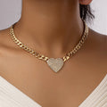 Collana con ciondolo a cuore placcato oro 18K con zirconi sintetici, ideale per donna, festa, matrimonio o regalo.