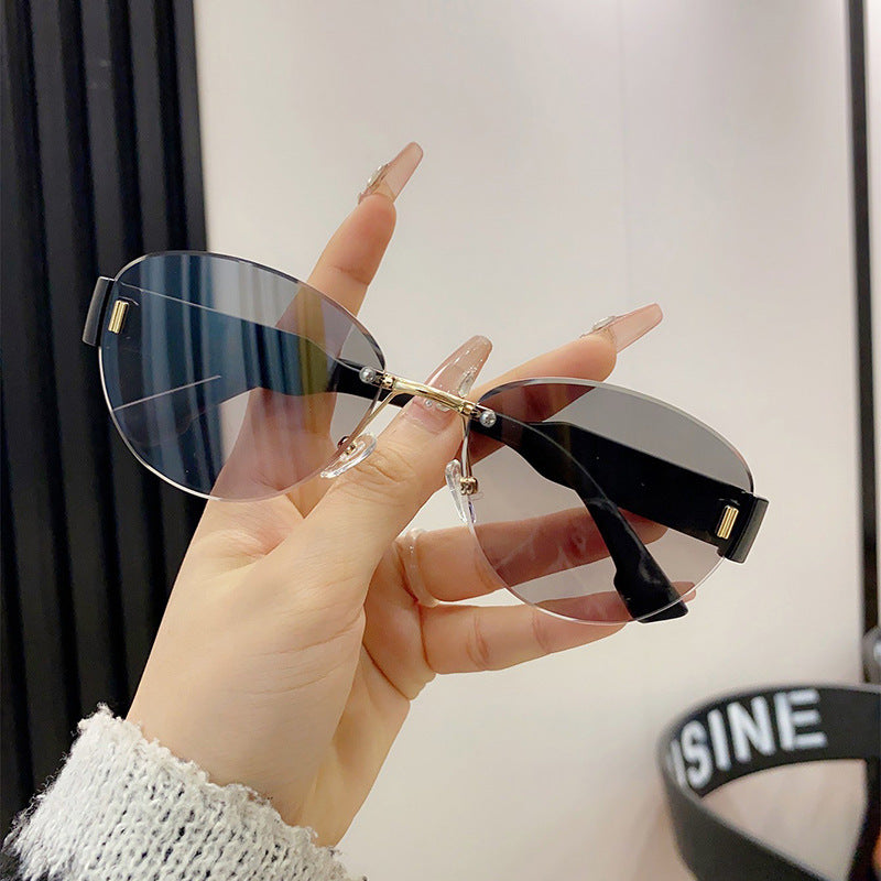 1PC Women's Fashion Retro Glasses Plastic Frame Anti-Reflective Lens Decorative Ordinary Eyewear for Street Snap and Travel