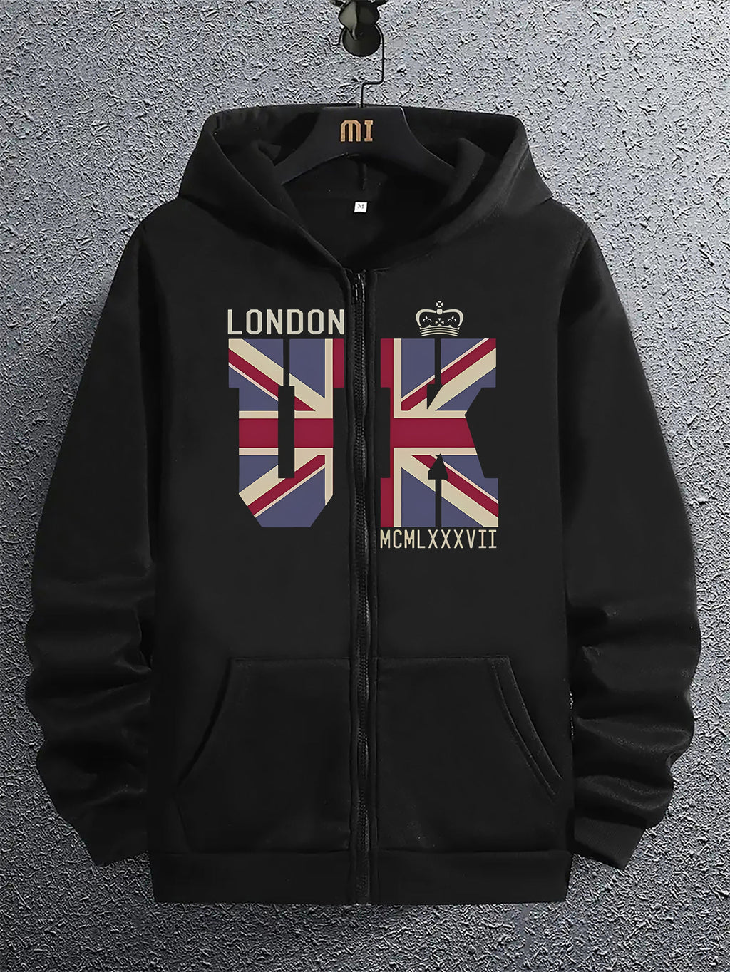 Felpa con cappuccio Valstrend, stampa Union Jack e lettere, tasca kangaroo, maniche lunghe, vestibilità regolare, tessuto elasticizzato.