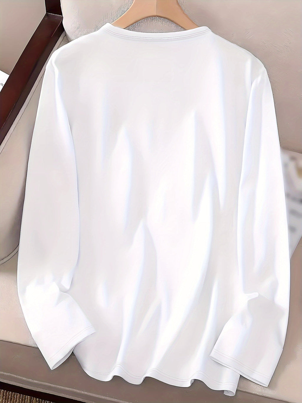 Maglietta donna Valstrend con stampa emoticon divertente, maniche lunghe e comoda, ideale per autunno e inverno, abbigliamento casual.