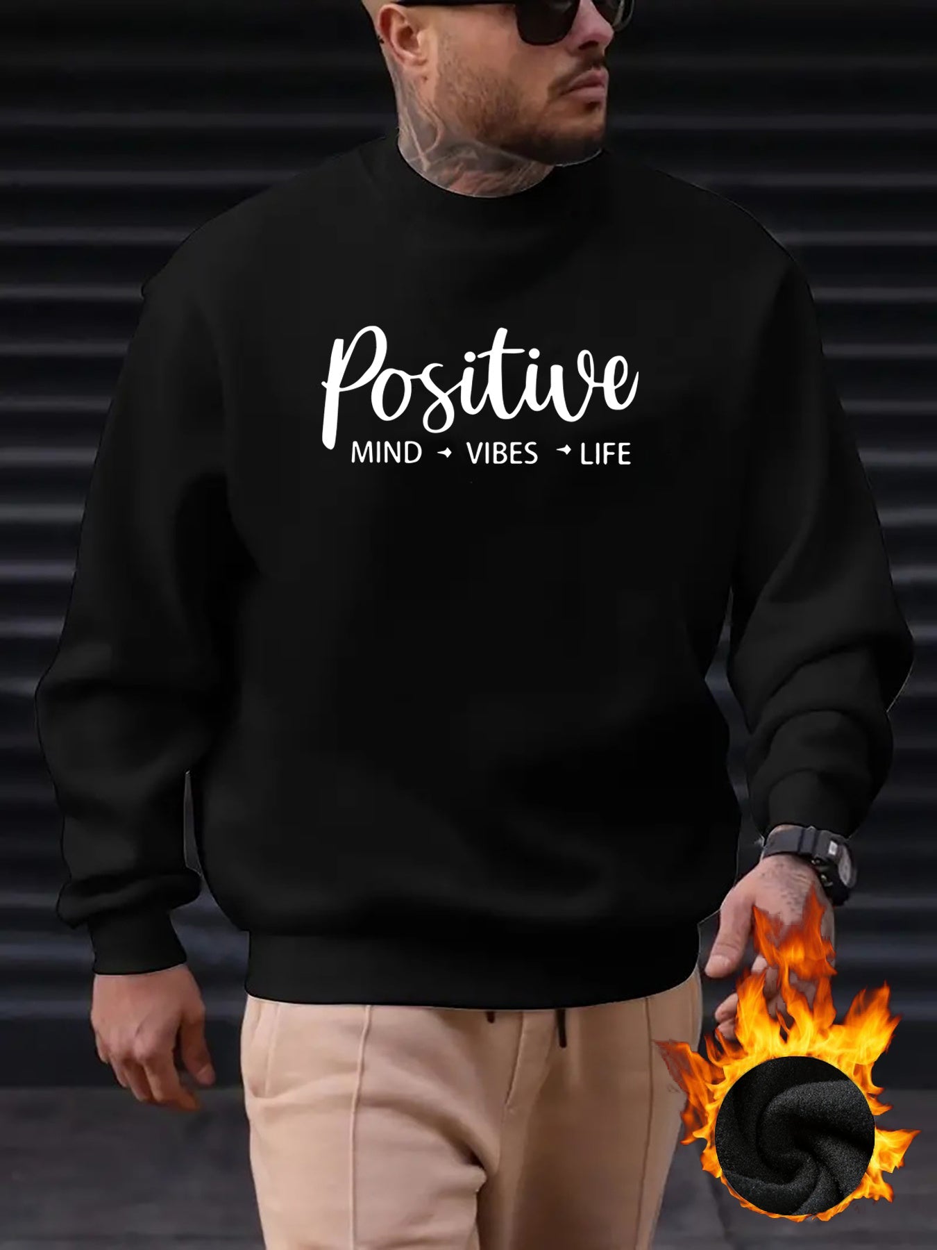 Felpa uomo Valstrend con grafica "Positive Mind Vibes", girocollo, maniche lunghe, tessuto in poliestere elasticizzato, vestibilità regolare.