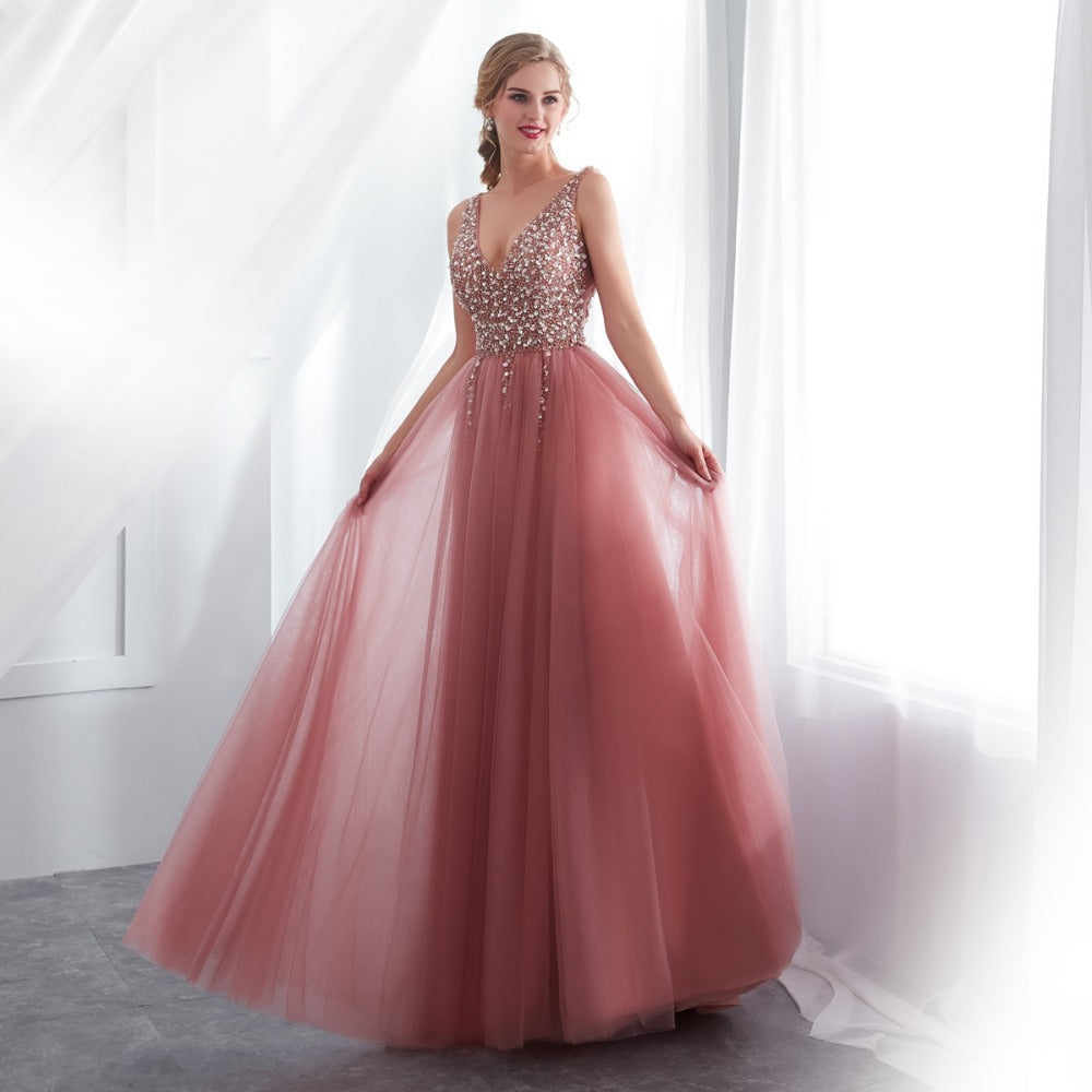 Vestito da sera Valstrend Shop, abito da ballo elegante con dettagli sofisticati, perfetto per occasioni speciali.