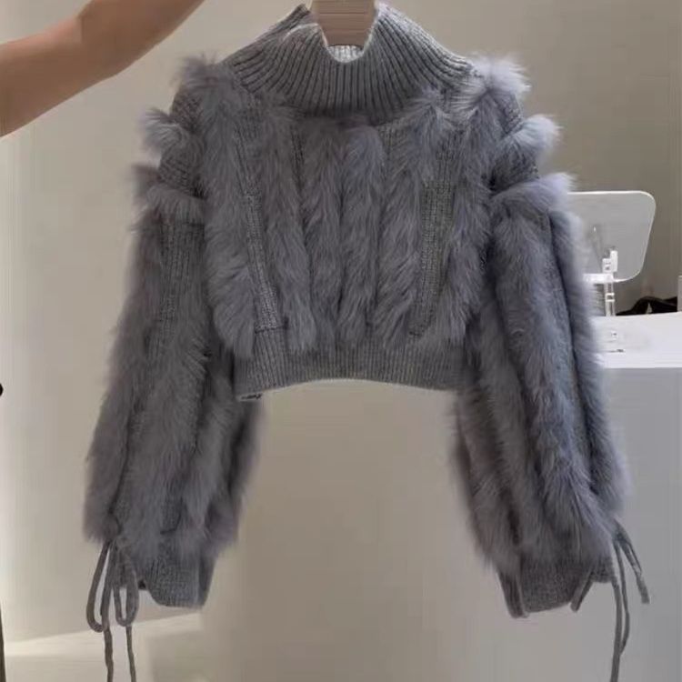Maglione corto in pelliccia alla moda Valstrend, look elegante e caldo, tessuto morbido e design trendy per donna
