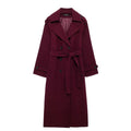 Cappotto trench casual retrò in doppio petto con cintura, stile loose, marchio Valstrend shop, in tessuto beige.