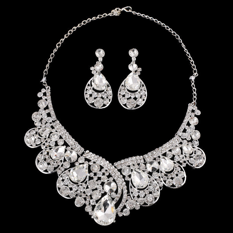 Set di gioielli da sposa con collana e orecchini in cristallo Swarovski europei e americani, con dettagli in super lega e strass rhinestone.