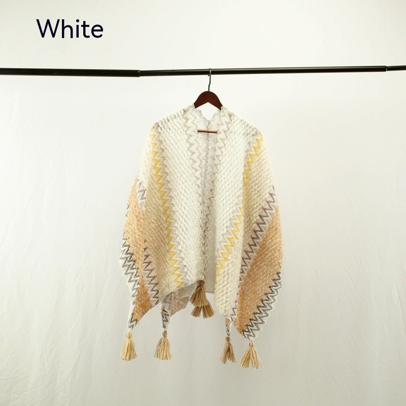 Sciarpa etnica modello da viaggio Valstrend, doppio uso, con motivi tradizionali, drappeggio elegante e pratico per diverse occasioni.