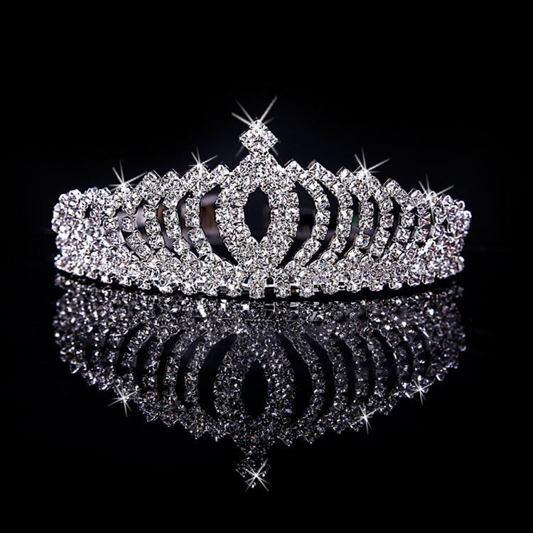Corona per capelli da sposa con strass e fiori, accessori per bambini e damigelle, elemento elegante per acconciature da matrimonio.