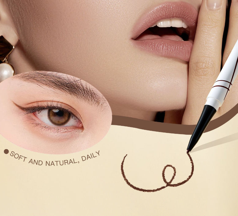 Eyeliner liquido Valstrend, film asciutto a rapido essiccamento, con punta sottile per linee precise e definite.