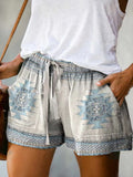 Shorts estivi donna Valstrend con lacci, stampa 3D e vestibilità ampia, perfetti per look casual e freschi.