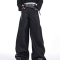 Pantaloni casual a pancia larga Valstrend con texture liquida e gamba larga, tessuto morbido e stile comodo.