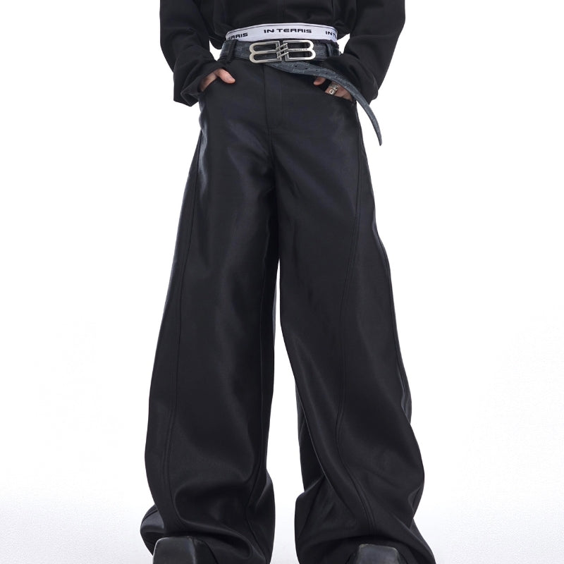 Pantaloni casual a pancia larga Valstrend con texture liquida e gamba larga, tessuto morbido e stile comodo.