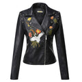 Giacca in pelle ricamata Valstrend shop con dettagli decorativi e zip frontale, stile elegante e moderno.