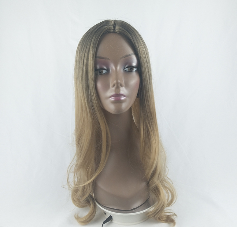 Parrucca lunga riccia a gradiente da donna in stile anime, con capelli voluminosi e ondulati, marchio Valstrend shop.