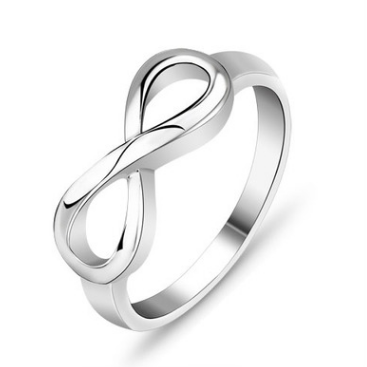 Set di gioielli infinity di Valstrend con collana, orecchini e bracciale in stile elegante e raffinato.