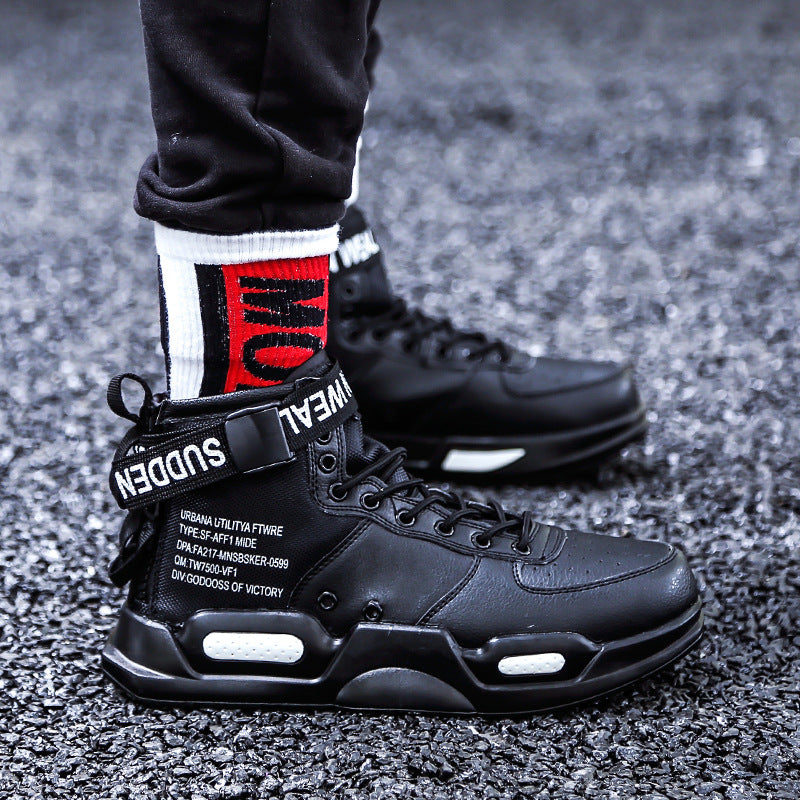Scarpe da ginnastica alte in tela da uomo, sportive e da hip hop, marchio Valstrend, vista frontale con dettagli colorati