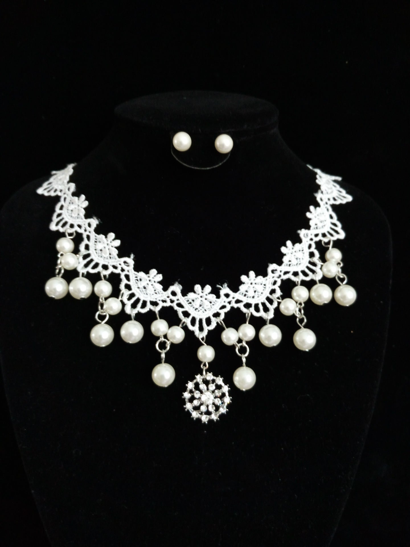 Set di collana e orecchini da sposa in tessuto fatto a mano con perle d'acqua dolce e pendente di alta qualità, marca Valstrend.