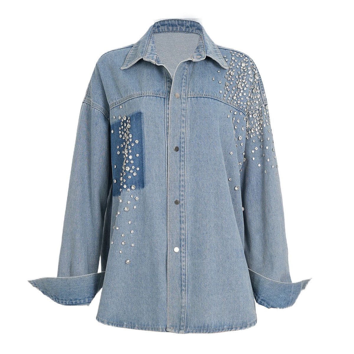 Camicia giacca in jeans di jeans irregolare Valstrend, con taglio casual e dettagli destrutturati, mostra il tessuto e il design.